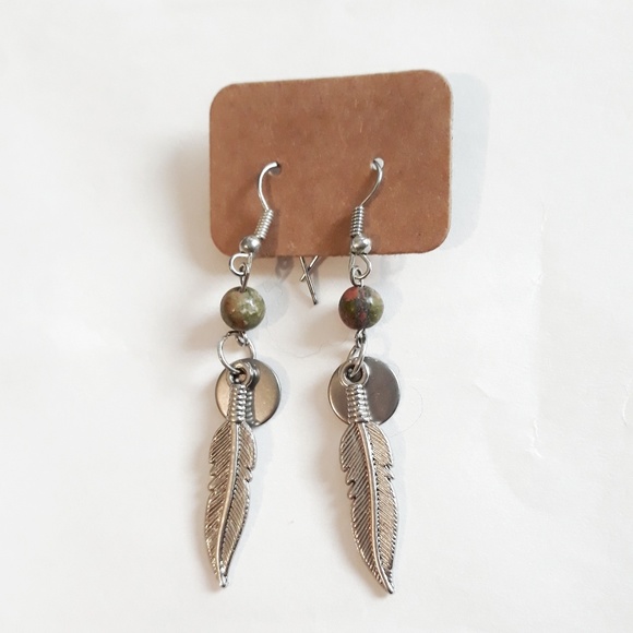 ❤Sale 5/$15❤Chinese Jasper Native Earrings - Picture 3 of 3